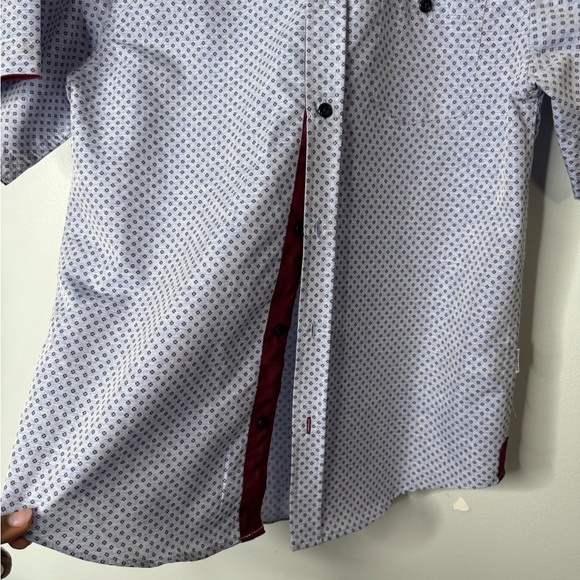 Distortion Kids Blue and Burgundy Patterned Short Sleeve  Size 14/16 Shirt - Picture 3 of 4